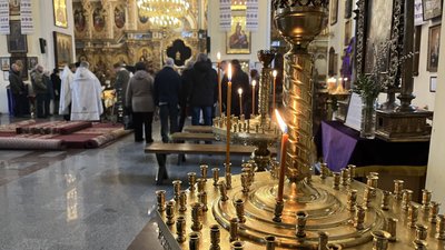 У Полтаві попрощалися із солдатами Олегом Кравченком та Юрієм Кривенком