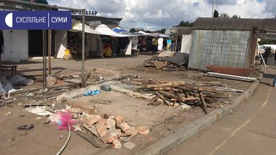 Зелена зона, дитячі майданчики та стоянка: що буде на місці наметів на центральному ринку Сум Зелена зона, дитячі майданчики та стоянка: що буде на місці наметів на центральному ринку Сум