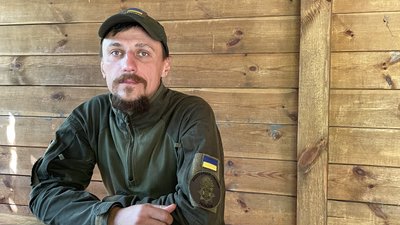 "Російські дрони працюють 24/7": як бійці Нацгвардії звільняли Харківщину та боронили Луганщину "Російські дрони працюють 24/7": як бійці Нацгвардії звільняли Харківщину та боронили Луганщину