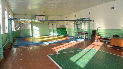 У школі на Тернопільщині відкрили спортзал, на ремонт якого витратили майже мільйон гривень У школі на Тернопільщині відкрили спортзал, на ремонт якого витратили майже мільйон гривень