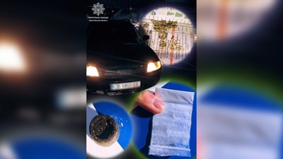 у Чернігові у водія з ознаками наркотичного сп’яніння поліція виявила, ймовірно, наркотики