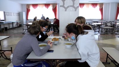 У житомирських школах змінили раціон харчування У житомирських школах змінили раціон харчування