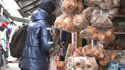 "Пакетик треба?": скільки і де у Черкасах проситимуть за пластикові пакети "Пакетик треба?": скільки і де у Черкасах проситимуть за пластикові пакети