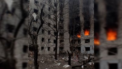 ФАБ-500 з неба: бомбардування вулиці Чорновола у Чернігові. РЕПОРТАЖ ФАБ-500 з неба: бомбардування вулиці Чорновола у Чернігові. РЕПОРТАЖ