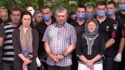 На Дніпропетровщині попрощалися з поліцейським — Дарвіном Потуданським На Дніпропетровщині попрощалися з поліцейським — Дарвіном Потуданським