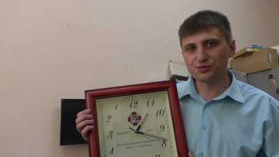 Розробив годинник, що рухається у зворотному напрямку. Сергій Сабадаш. СУСПІЛЬНЕ | ЛЮДИ