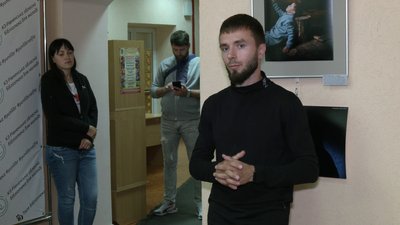 У Рівному фотохудожник з Києва презентував виставку робіт "Переписана історія" У Рівному фотохудожник з Києва презентував виставку робіт "Переписана історія"