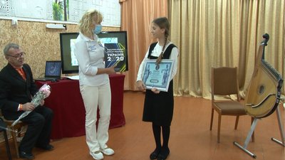 Одинадцятирічна Маргарита Євменчук з Черкащини встановила національний рекорд Одинадцятирічна Маргарита Євменчук з Черкащини встановила національний рекорд
