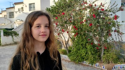 12-річна рівнянка переспівала іспанською пісню "Враже" Енджі Крейди 12-річна рівнянка переспівала іспанською пісню "Враже" Енджі Крейди