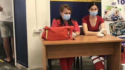 У франківському "Епіцентрі" відкрили центр вакцинації. Як там проходить щеплення