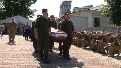 Попрощалися з двома захисниками Попрощалися з двома захисниками