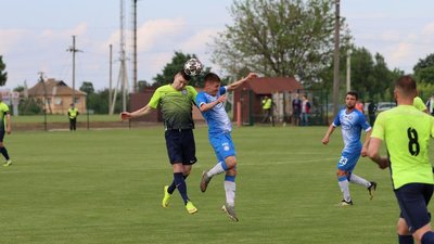 "Вікторія" та "Суми" розіграли путівку у півфінал аматорського чемпіонату України "Вікторія" та "Суми" розіграли путівку у півфінал аматорського чемпіонату України