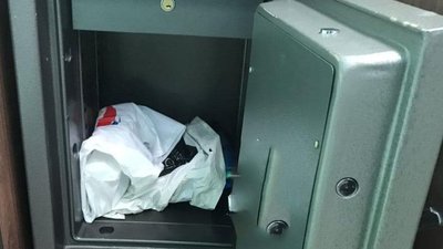Рівнянина підозрюють у крадіжці майже пів мільйона гривень з сейфу директора
