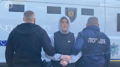 З Польщі в Україну екстрадували підозрюваного в участі в організації, яка збувала особливо небезпечні наркотики