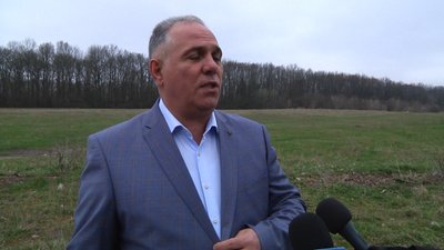 На Житомирщині жителі громади намагаються повернути землю, яку у 2019 виділили немісцевим "АТОвцям" На Житомирщині жителі громади намагаються повернути землю, яку у 2019 виділили немісцевим "АТОвцям"