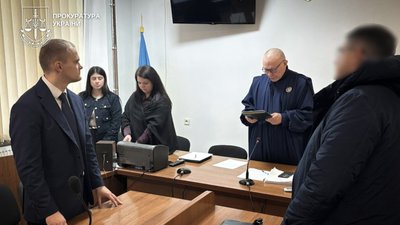 Напав на чоловіка у дворі: ужгородця засудили до 9 з половиною років ув'язнення
