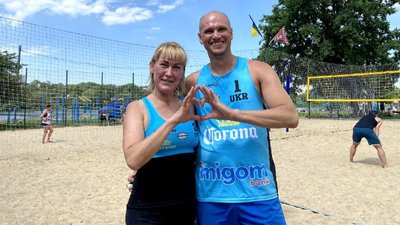 У Вінниці проходить благодійний турнір з пляжного волейболу У Вінниці проходить благодійний турнір з пляжного волейболу