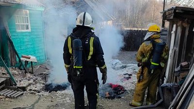 На Полтавщині на місці пожежі виявили тіло жінки На Полтавщині на місці пожежі виявили тіло жінки