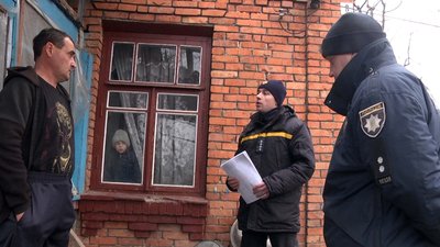 Рятувальники закликають жителів Хмельниччини дбати про пожежну безпеку домівок Рятувальники закликають жителів Хмельниччини дбати про пожежну безпеку домівок