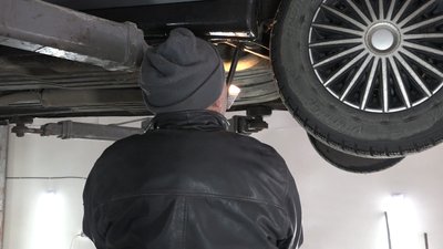 Генератори, акумулятори, свічки: як у Житомирі працює малий бізнес під час відключень електроенергії Генератори, акумулятори, свічки: як у Житомирі працює малий бізнес під час відключень електроенергії
