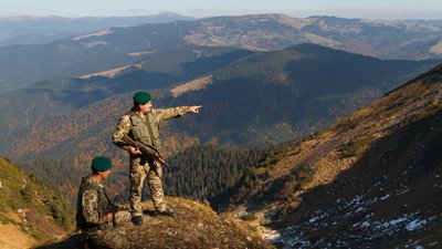 Запливи через річку Тиса та запуски квадрокоптерів: якою є закарпатська контрабанда поза КПП Запливи через річку Тиса та запуски квадрокоптерів: якою є закарпатська контрабанда поза КПП