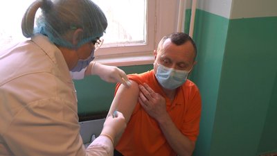 Щеплення від COVID у громадах Харківщини: як почуваються вакциновані