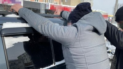 Радника директора Волинського автодору затримали на хабарі у 200 тисяч гривень Радника директора Волинського автодору затримали на хабарі у 200 тисяч гривень