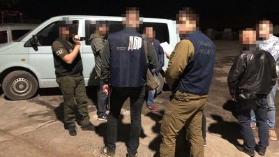 На Львівщині двох військових підозрюють у крадіжці на мільйон гривень