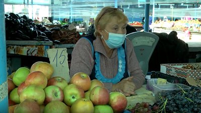 Врожанність яблук на Херсонщині знизилась вдвічі: скільки коштуватимуть Врожанність яблук на Херсонщині знизилась вдвічі: скільки коштуватимуть