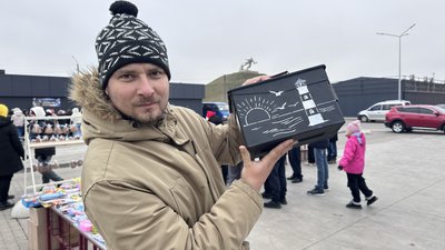 Благодійний ярмарок. На Миколаївщині збирали гроші на дрони для ЗСУ Благодійний ярмарок. На Миколаївщині збирали гроші на дрони для ЗСУ