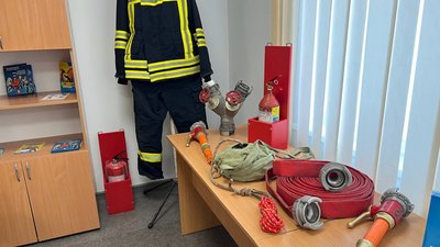 "Мета програми – навчити дітей діяти під час надзвичайних ситуацій": на Криворіжжі облаштували клас безпеки для школярів "Мета програми – навчити дітей діяти під час надзвичайних ситуацій": на Криворіжжі облаштували клас безпеки для школярів