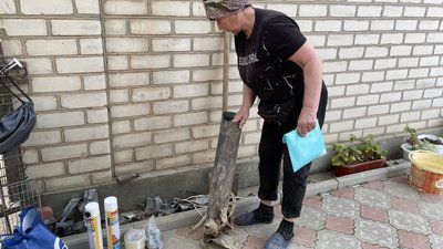 Внаслідок обстрілів пошкоджені будинки, газогони та лінія електропередач Внаслідок обстрілів пошкоджені будинки, газогони та лінія електропередач
