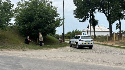 На Уманщині затримали чоловіка, якого підозрюють у нападі з ножем на зятя