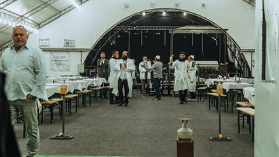 Шана това: хасиди в Умані святкують початок нового 5781 року Шана това: хасиди в Умані святкують початок нового 5781 року