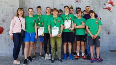 Одеські спортсмени завоювали 21 медаль національних змагань зі скелелазіння