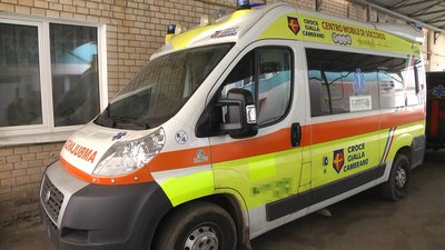 Два автомобілі швидкої медичної допомоги отримала Хмельницька міська лікарня
