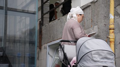 жінки хасидів моляться в Умані на новий рік жінки хасидів моляться в Умані на новий рік