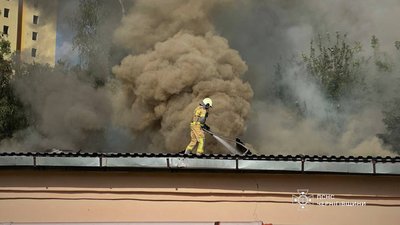 Росіяни атакували підприємство у Чернігові: поранень зазнав 48-річний чоловік