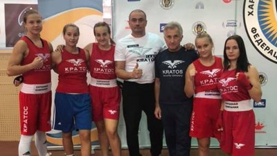 Харківські боксерки вибороли дев’ять золотих медалей на всеукраїнських змаганнях Харківські боксерки вибороли дев’ять золотих медалей на всеукраїнських змаганнях
