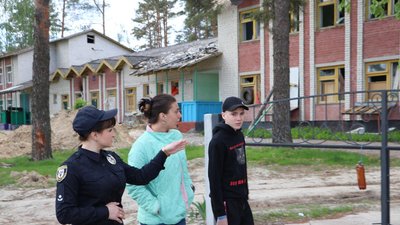 Поліція повернула додому 14-річного хлопця, якого окупанти вивезли до Білорусі з села під Черніговом
