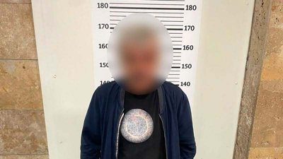 У Камʼянці-Подільському засудили водія маршрутки, який розбещував 12-річну дівчинку