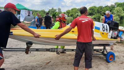 У Кропивницькому розпочались перегони на моторних човнах