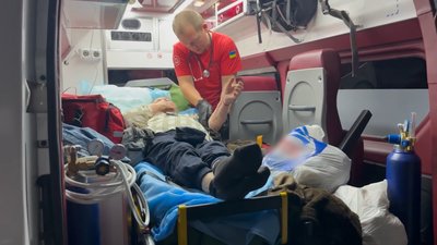 Евакуація жінки з Донеччини Евакуація жінки з Донеччини