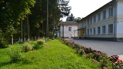 Чотири спеціалні школи на Рівненщині мають намір закрити