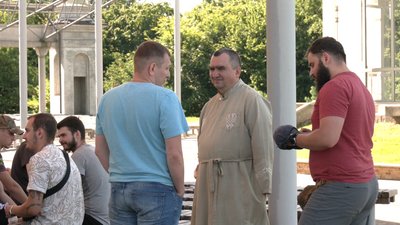 Як бійці Нацгвардії проходять триденну реабілітацію в монастирі на Івано-Франківщині Як бійці Нацгвардії проходять триденну реабілітацію в монастирі на Івано-Франківщині