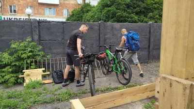 Гуманітарка на велосипедах. Як працює "Сумський велоштаб" Гуманітарка на велосипедах. Як працює "Сумський велоштаб"