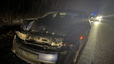 Правоохоронці з Тернопільщини допомогли переселенцям, які потрапили у ДТП Правоохоронці з Тернопільщини допомогли переселенцям, які потрапили у ДТП