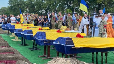 Поховання, військові, похорон