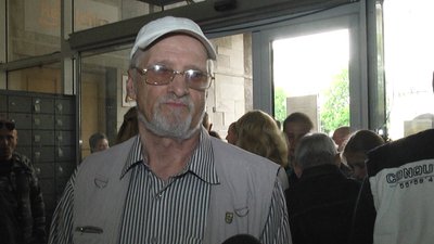 Поштову марку зі знищеним російським крейсером почали продавати у Житомирі. На пошті – черги Поштову марку зі знищеним російським крейсером почали продавати у Житомирі. На пошті – черги