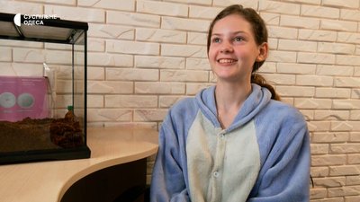 Іграшки та павук-птахоїд: на Одещині доньку загиблого військового привітали з днем народження Іграшки та павук-птахоїд: на Одещині доньку загиблого військового привітали з днем народження